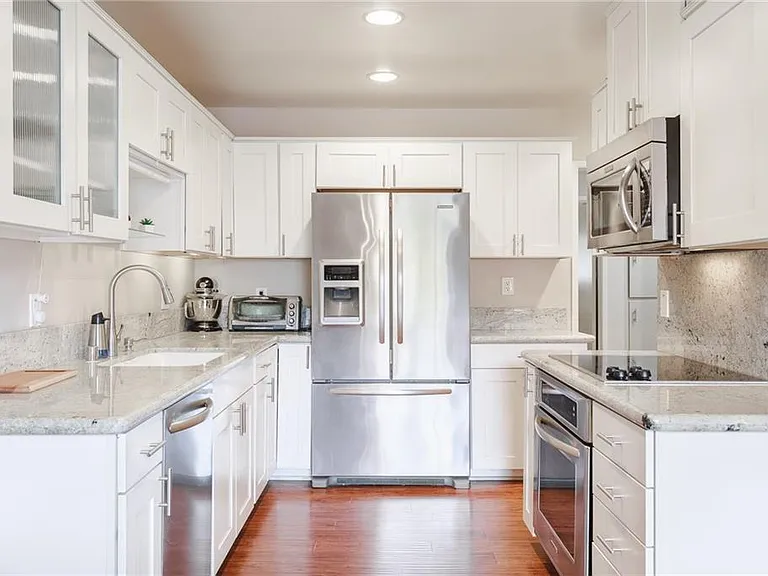 333 Junipero Ave #2B — Photo 5