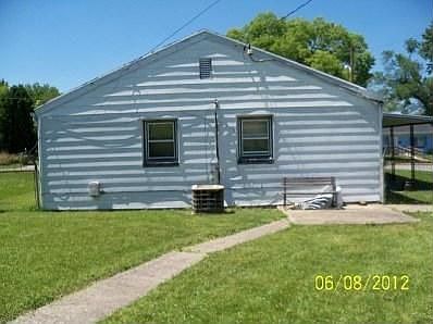2nd image of 2938 Sage Ave