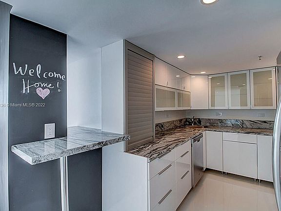 4th image of 20505 E Country Club Dr APT 1931