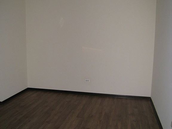 5th image of 909 S McKinley Ave APT 2B