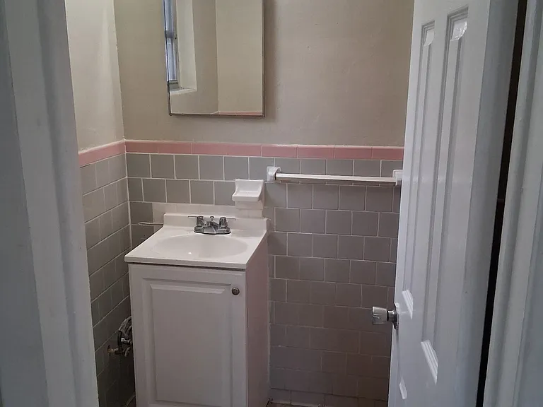 5645 Merrill Rd #4 — Photo 9