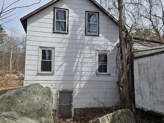 4th image of 32 Charles Street