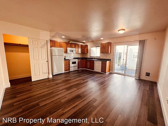 3rd image of 4536 S Puget Sound Ave #11336988