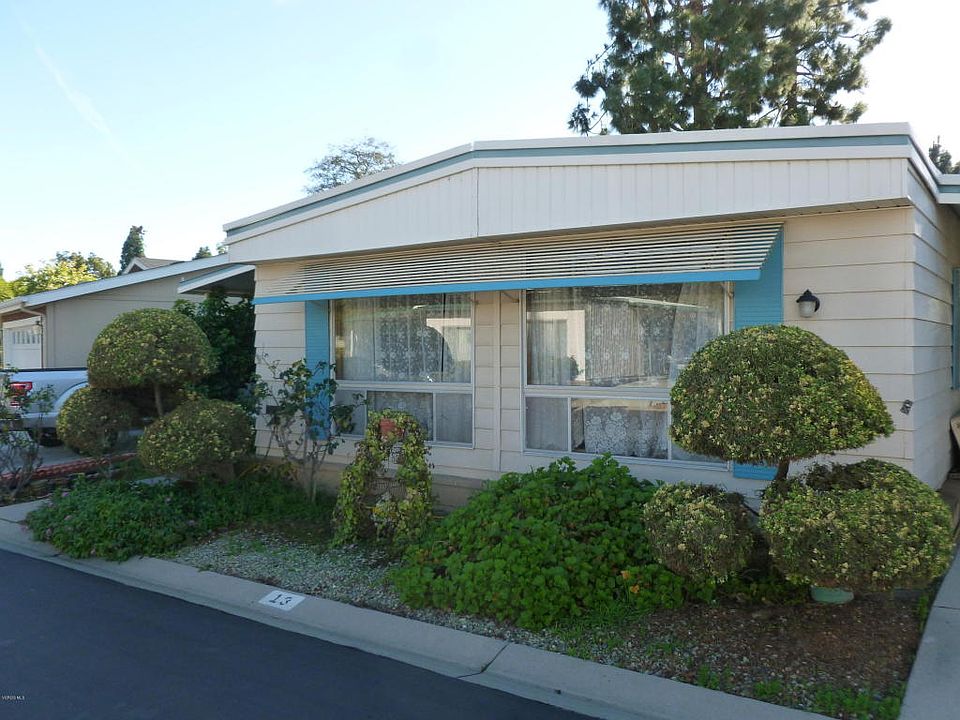 2nd image of 13 Chaucer Ln #13