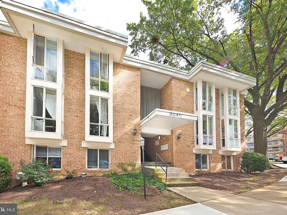 1st image of 2646 Redcoat Dr Suite 107