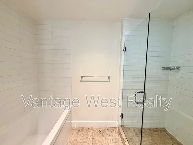 2040 Springfield Rd #802 — Photo 17
