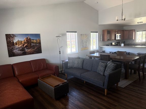 4th image of 103 N 11th St #B