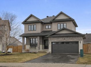 107 Francis St, Carleton Place, ON K7C 0E9