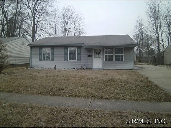 136 Rosette Dr photo 1