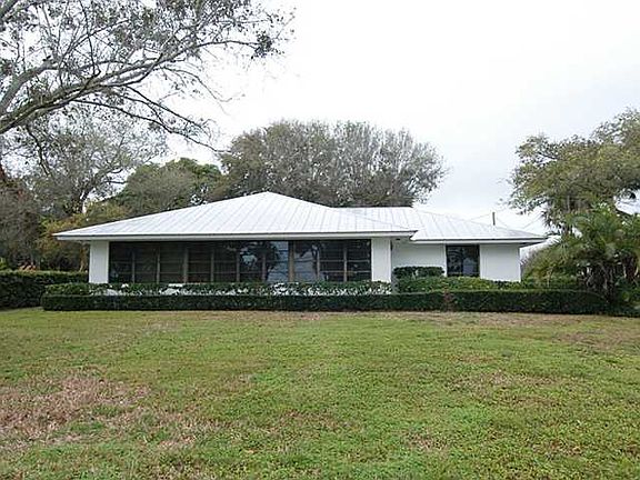 4th image of 10905 S Indian River Dr