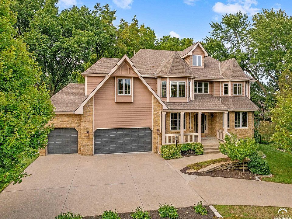 1st image of 5204 Fox Chase Dr