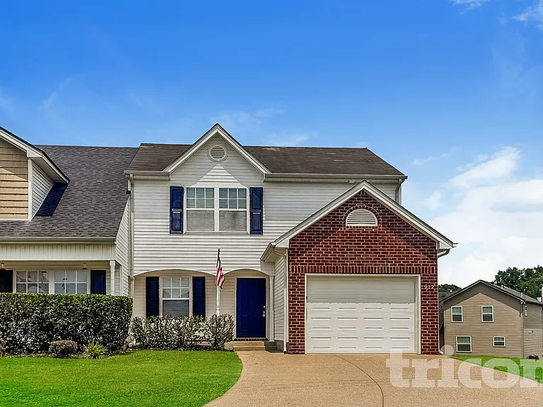 912 Tapoco Ct — Photo 1