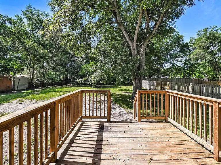 8442 Finwood Ave — Photo 18