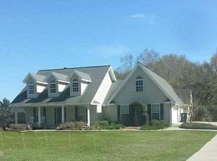 10005 Jefferson Island Rd, New Iberia, LA 70560