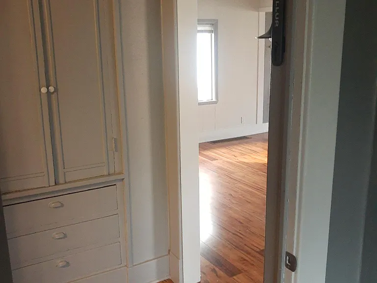 1520 N Hayes Ave — Photo 23