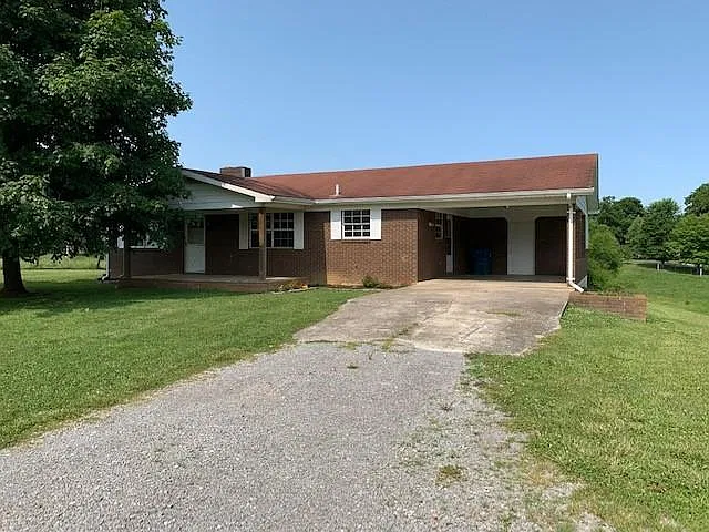 2 bed, $950 — Photo 2