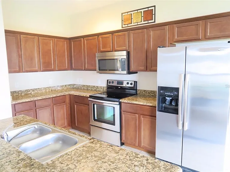 12029 Citruswood Dr — Photo 6