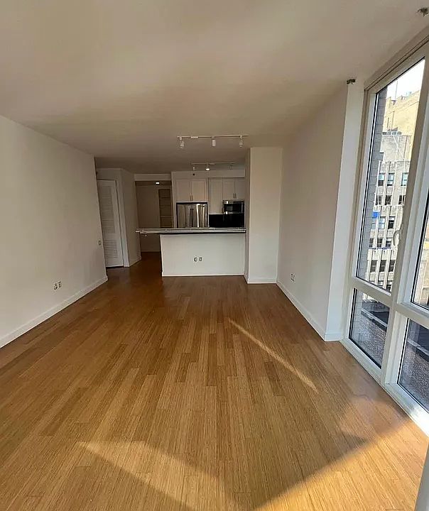 2nd image of 339 W 29th St #10