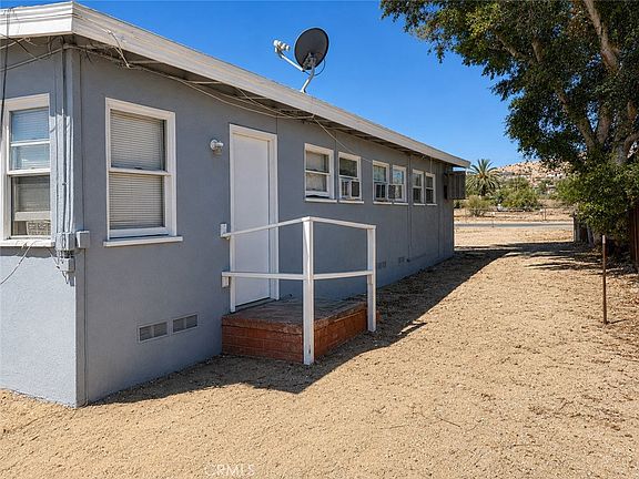 4th image of 6667 Desert Queen Ave