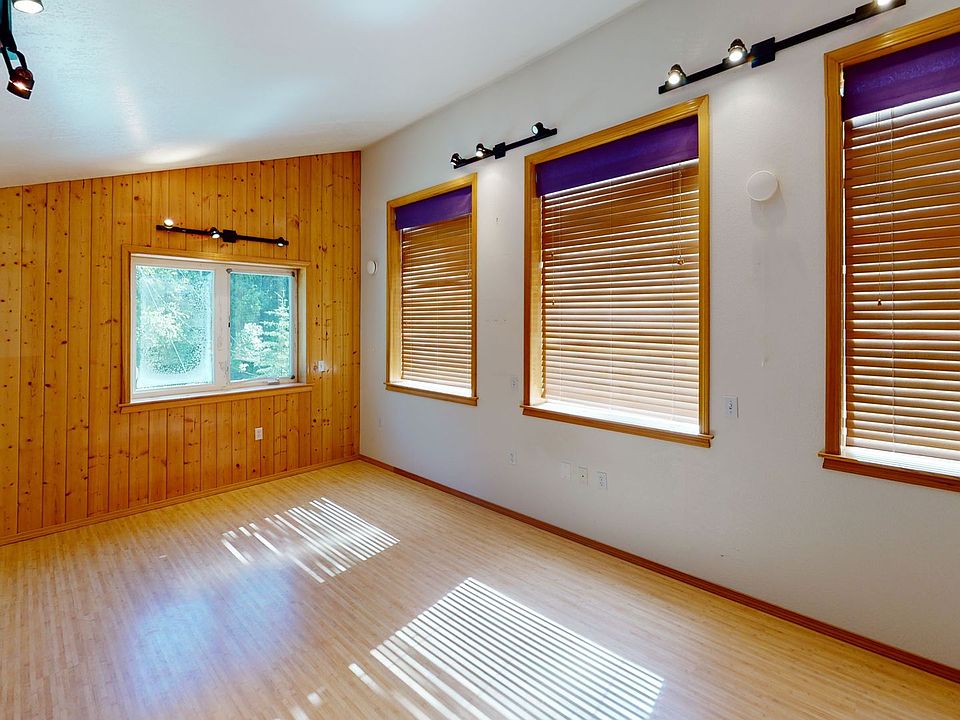 1st image of 1200 Heath Ave