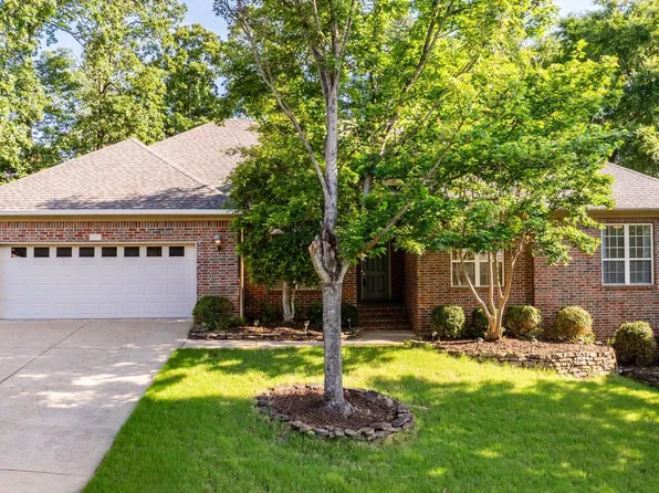 15105 Chambery Dr, Little Rock, AR 72211