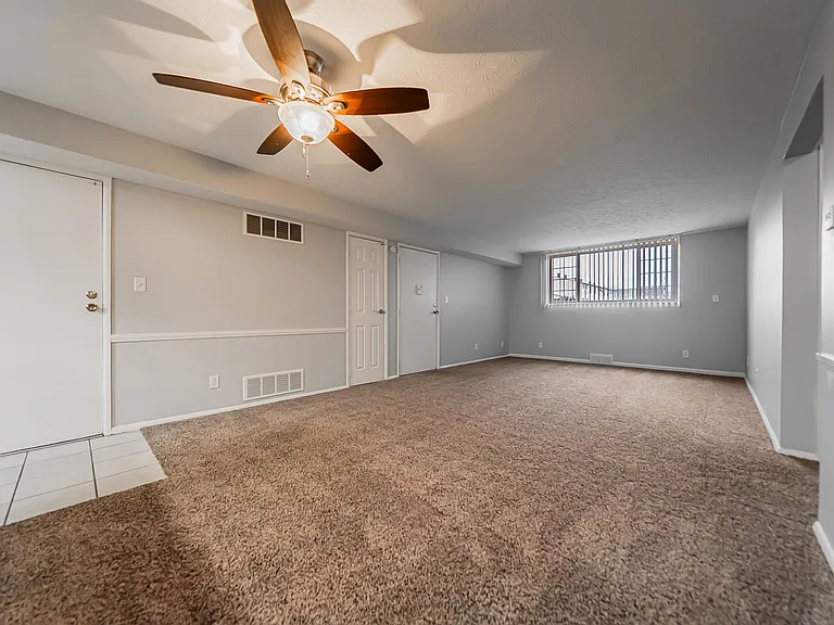 River Run Apartments — Photo 15