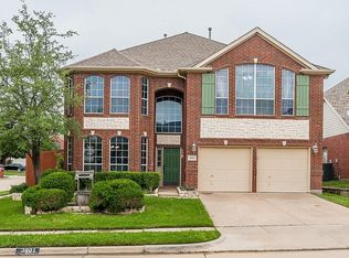 3801 Oak Manor Ct, Bedford, TX 76021