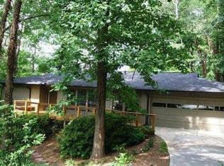 1653 Huntingford Dr, Marietta, GA 30068