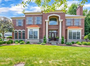 48187 Roundstone Ct, Canton, MI 48187