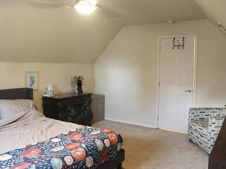 1320 E 28th Ave — Photo 10