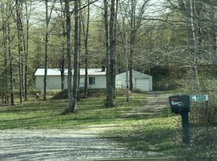 W7485 Struble Lake Rd, Naubinway, MI 49762