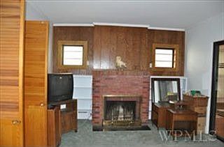 4th image of 599 Van Cortlandt Park Ave