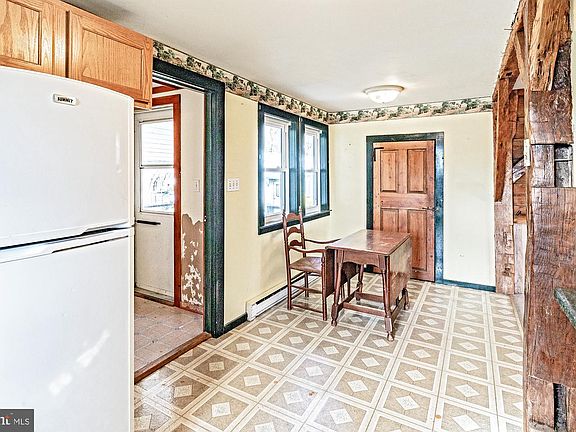 3rd image of 577 Hancocks Bridge Harmersville Rd