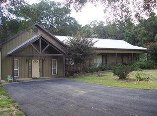 1850 Arlington Dr SW, Bogue Chitto, MS 39629