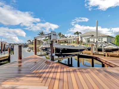1075 Goldenrod Ave, Marco Island, FL, 34145