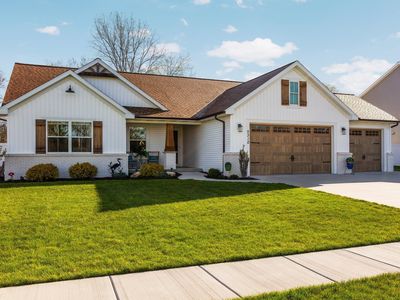 5310 Falcon Way, Midland, MI, 48642