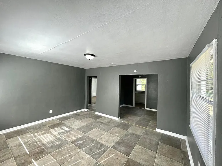 3101 3rd Street Cir N — Photo 14