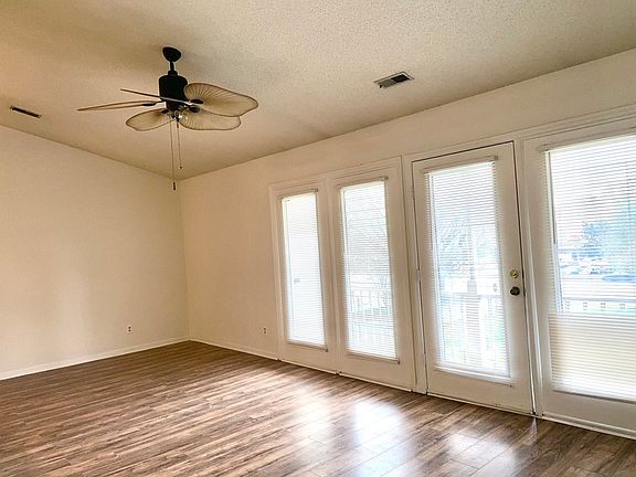 3rd image of 6166 Meadow Rose Ln #J