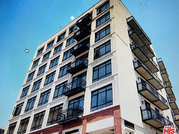 4th image of 117 Winston St APT 402