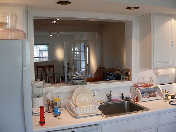 Kitchen Passthrough