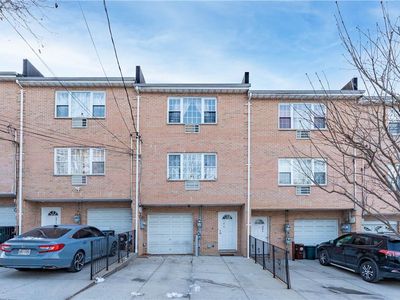 4573 Carpenter Avenue, Bronx, NY, 10470