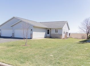 309 W Parry St, Dodgeville, WI