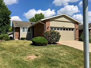 1102 Chase Dr, Lake Saint Louis, MO 63367