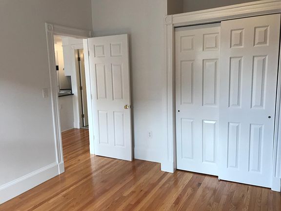 4th image of 674 Tremont St #4R