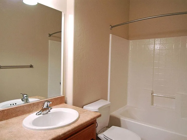 631 Jasmine Parke Dr — Photo 9