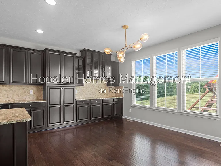 4550 Avedon Way — Photo 6