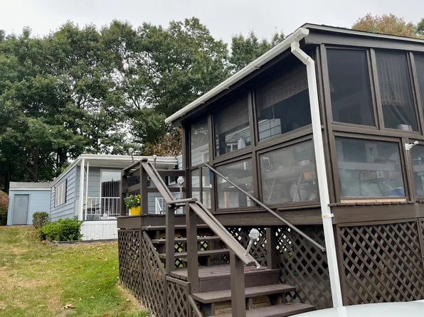 54 Kevork Ave, Marlborough, MA 01752