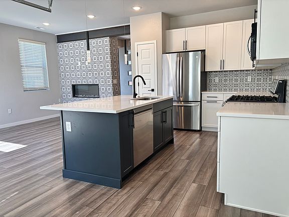 5th image of 10594 W 63rd Ln