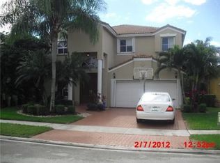15634 SW 16th Ct, Pembroke Pines, FL 33027