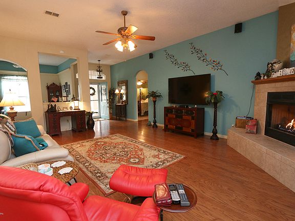 4th image of 112 Caretta Cir